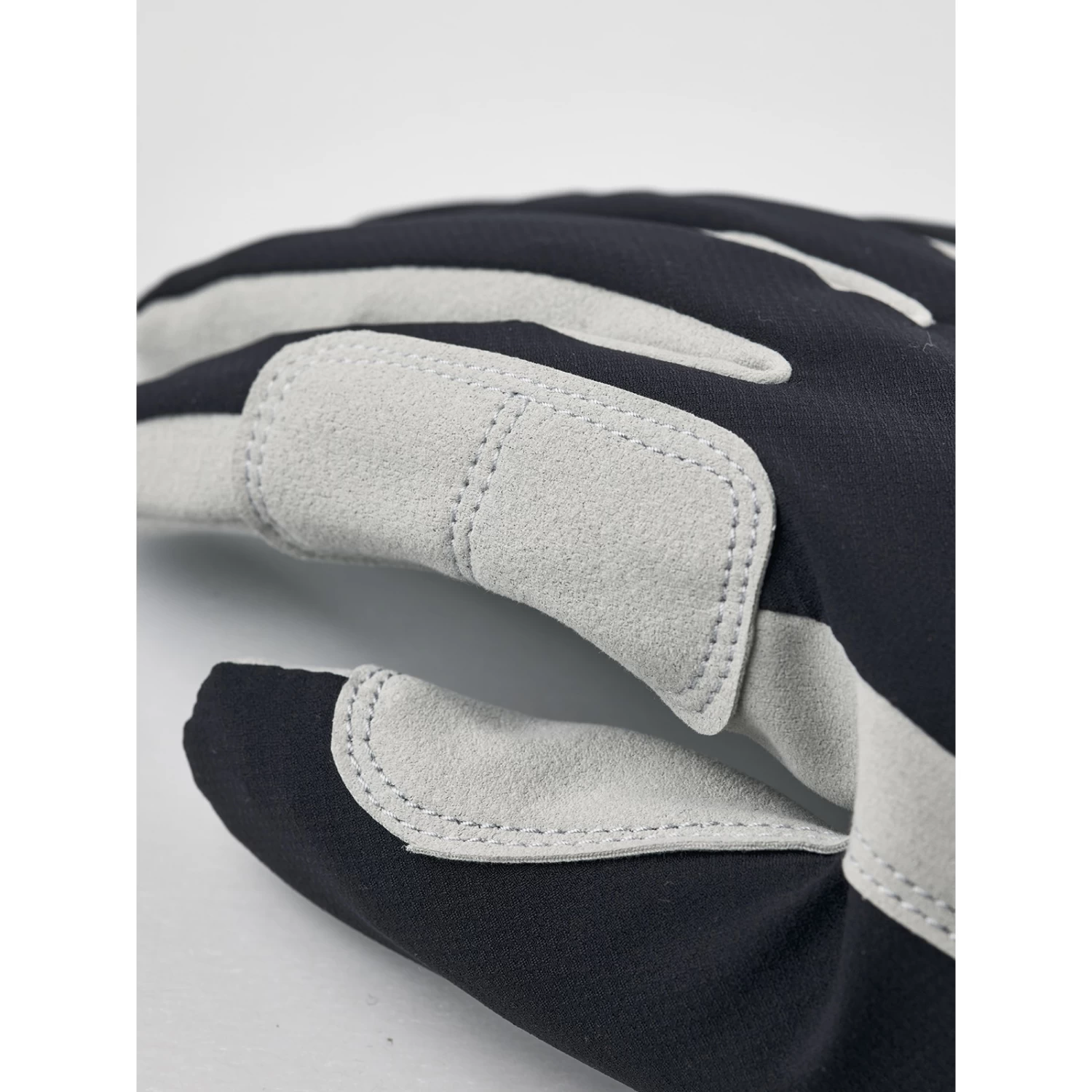 Hestra Tactility Pull Over - 5 Finger Gloves - Black/light Grey 7 Hestra Tactility Pull Over - 5 Finger Gloves - Black/light Grey - Image 5